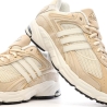 Baskets Beige/Blanc Mixte Adidas Response