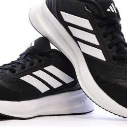Chaussures de running Noires Adidas Runfalcon 5