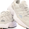 Baskets Beiges Mixte Adidas Falcon