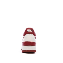 Baskets Blanches/Rouges Homme Nike Attack