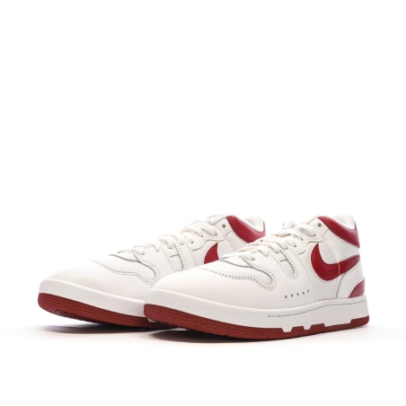 Baskets Blanches/Rouges Homme Nike Attack