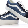 Baskets Bleu/Marine Homme Vans Old Skool Marshmallow