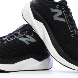 Chaussures de Running Noires Homme New Balance Propel