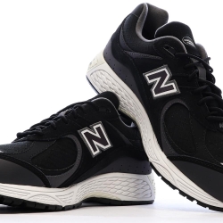 Baskets Noires Homme New Balance 2002