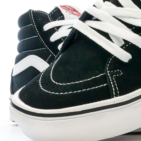 Baskets Noir/Blanc Mixte Vans Sk8-hi