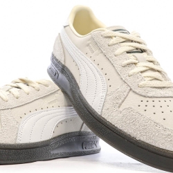 Baskets Ecru/Blanche Homme Puma Indoor Prm