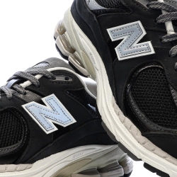 New Balance 2002 Baskets Noir Homme