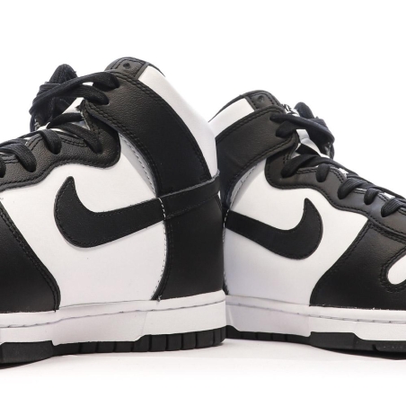 Baskets Blanches/Noires Homme Nike Dunk Hi