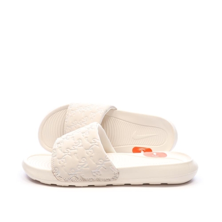 Claquettes Blanches Mixte Nike Victori