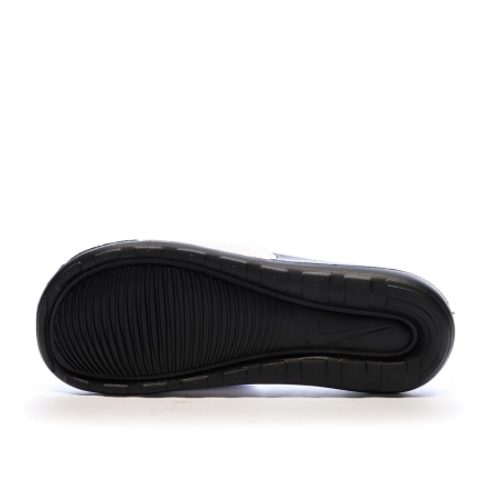 Claquettes Blanches/Noires Homme Nike Victori