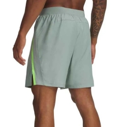 Short de Sport Vert Homme Under Armour Launch 7
