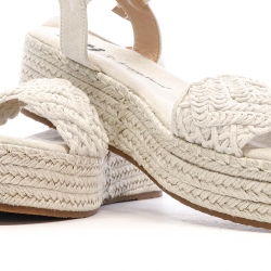 Sandales Beige Femme XTI 144024