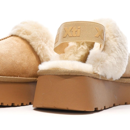 Sabots fourrés à élastique Beige Femme Xti Microfiber