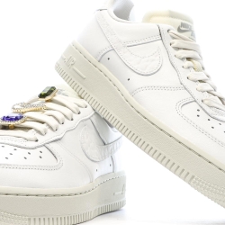 Baskets Blanches Femme Nike Air Force 1 Low