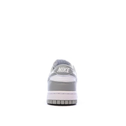 Dunk Low Baskets Blanches/Grises Femme Nike