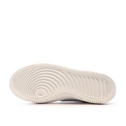 Baskets Blanc/ Noir Femme Nike Court Vision Alta