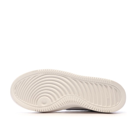 Baskets Blanc/ Noir Femme Nike Court Vision Alta