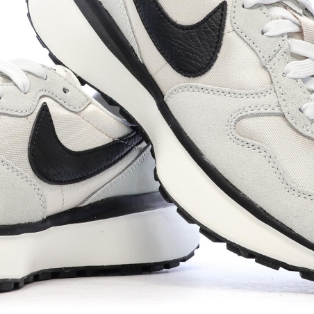 Baskets Beiges Femme Nike Phoenix Waffle