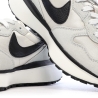 Baskets Beiges Femme Nike Phoenix Waffle