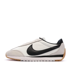 Baskets Blanc/Gris/Noir Femme Nike Pacific