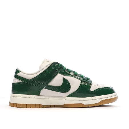 Baskets Blanches/Vertes Femme Nike Dunk Low