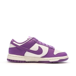 Baskets Violette/Blanche Femme Nike Dunk Low