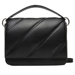 Sac Bandoulière Noir Femme Calvin Klein Jeans Quilted Boxy Flap