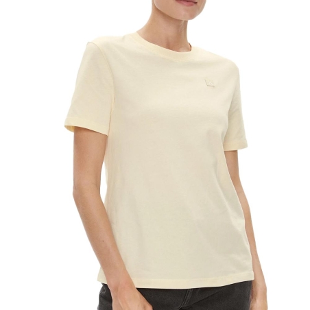 T-shirt Beige Femme Calvin Klein Jeans Ck Embro