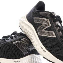 Chaussures de running Noires Femme New Balanc Arishi