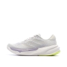 Chaussures de running Blanches Femme Adidas Supernovas