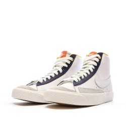 Baskets Blanche/Marine Garçon Nike Blazer Mid '77