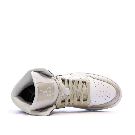 Baskets Beige/Kaki Mixte NIKE Air Jordan 1 Mid Rose