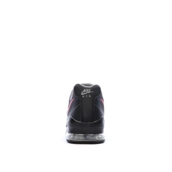 Baskets Grises/Noires/Rouges Homme Nike Invigor