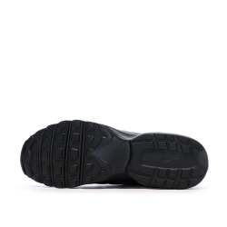 Baskets Grises/Noires/Rouges Homme Nike Invigor