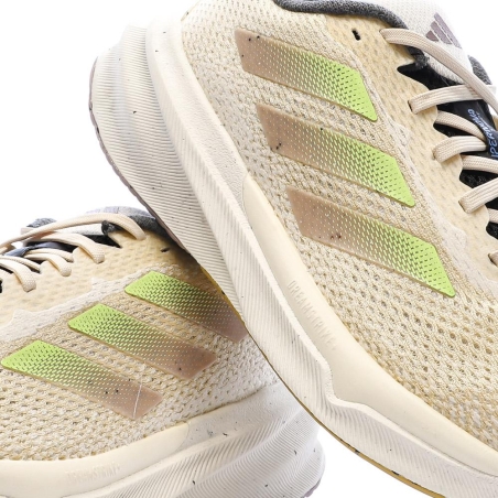 Chaussures de running Beige Homme Adidas Supernova