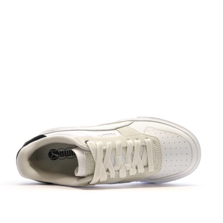 Baskets Blanches/Ecru Femme Puma Cali Court Pure