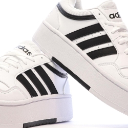 Baskets Blanches/Noires Femme Adidas Hoops 3.0