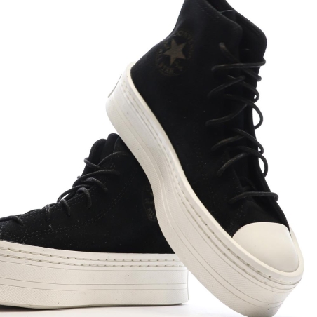 Baskets Noires Femme Converse Chuck Taylor All Star Suede
