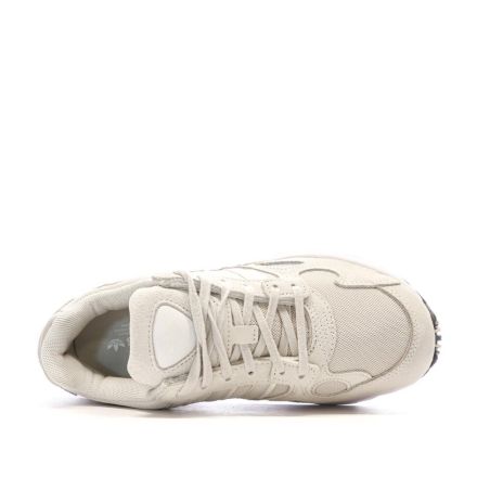 Baskets Beiges Mixte Adidas Falcon