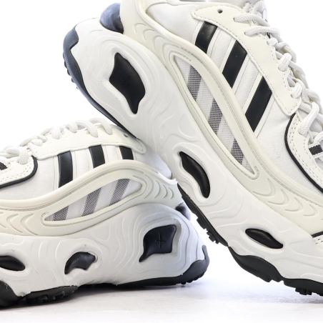 Baskets Blanches/Noires Garçon Adidas Oznova