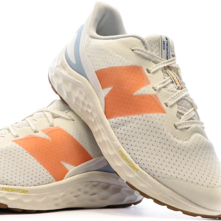 Chaussures de Running Blanche Femme New Balance Arishi